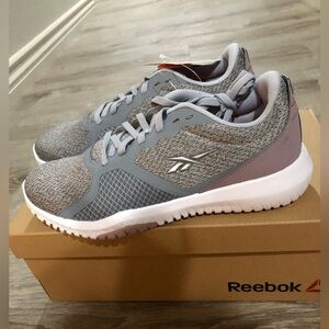 NWT Reebok memory tech flexagon  force women size 7